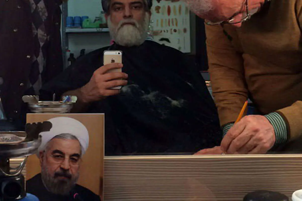 (تصاویر) گریم یک بازیگر برای نقش «حسن روحانی»