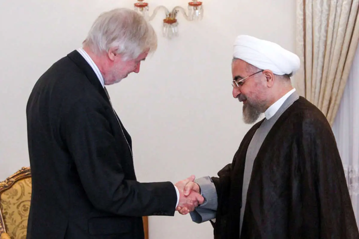 تجلیل از برنامهسازان، ادای احترام ظریف، مراسم عروسی سنتی، پشت صحنه سریال، تشییع یک هنرمند و ...