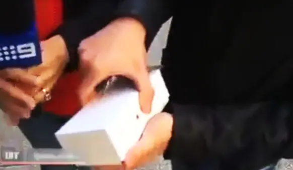 (فیلم) بدشانس‌ترین مشتری آیفون 6