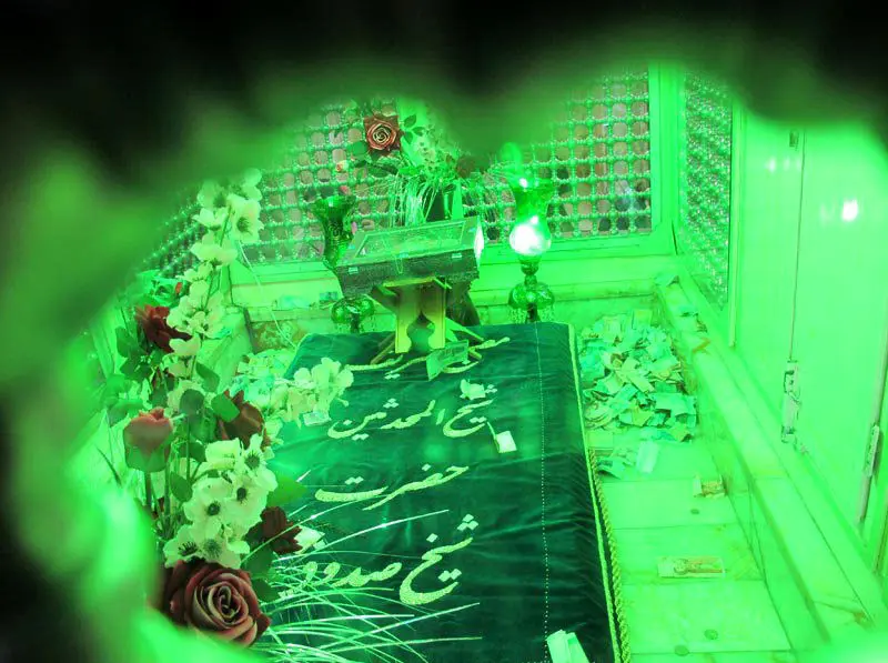 اینجا «گور» با تو سخن می‌گوید +(تصاویر)