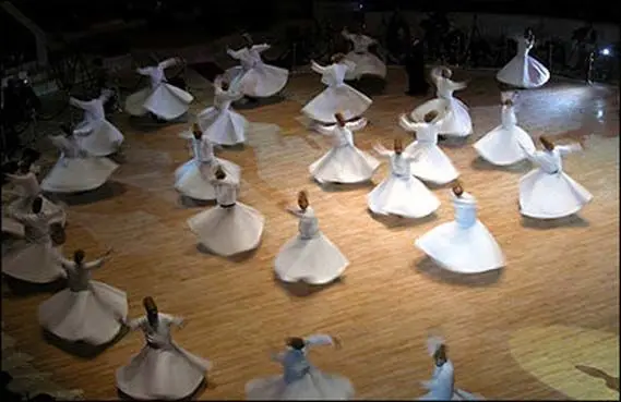 عرفان زاهدانه؛ عرفان عاشقانه