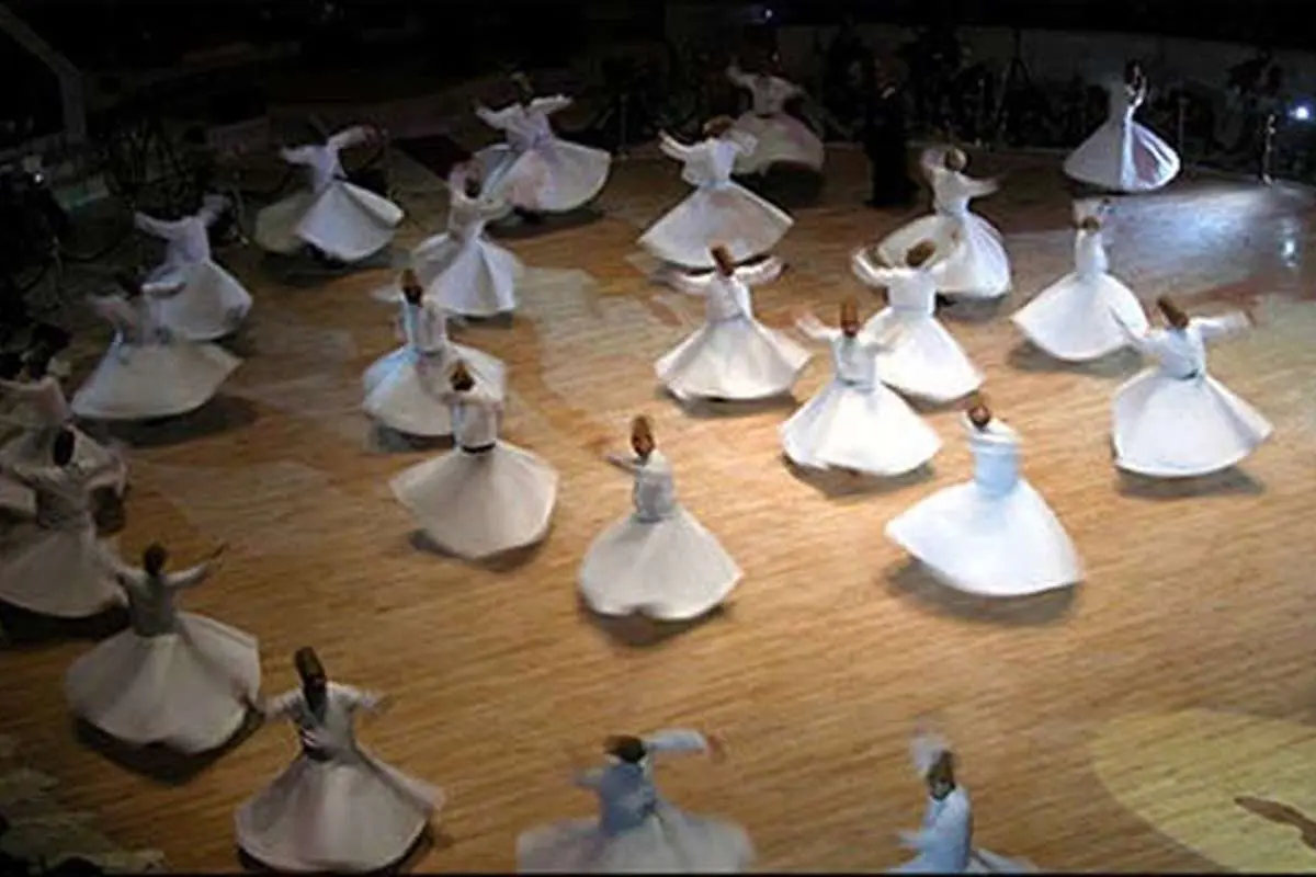 عرفان زاهدانه؛ عرفان عاشقانه