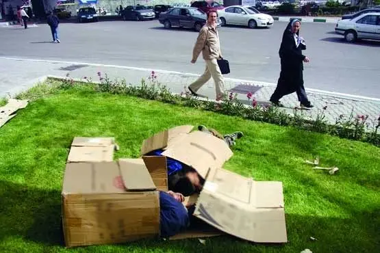 سرما و شب‌های بی‌پناهی در خیابان