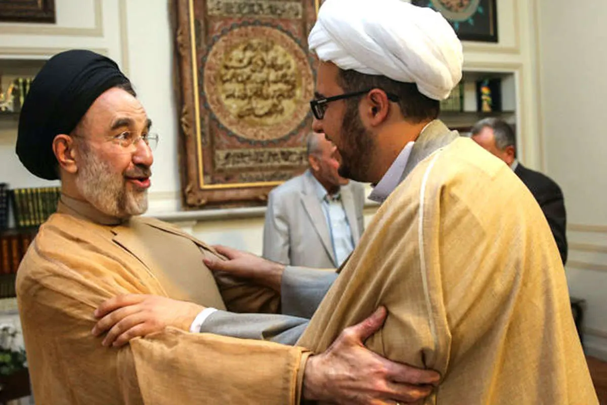 خاتمی در مراسم عید، اختتامیه جشنواره تأتر، میهمانان شهاب حسینی، مراسم عقد، جشن عمامهگذاری و ...