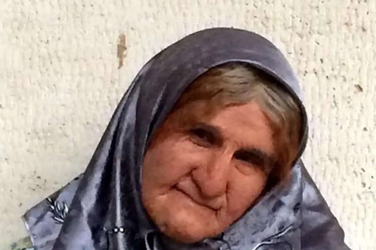 گریم متفاوت تنابنده در نقش یک پیرزن
