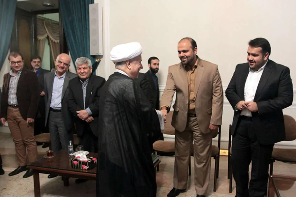 (تصاویر) دیدار هاشمی با کارآفرینان