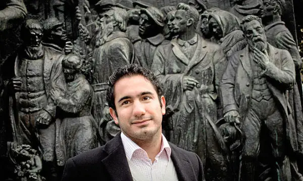 یک ایرانی‌تبار وزیر اموراجتماعی سوئد شد