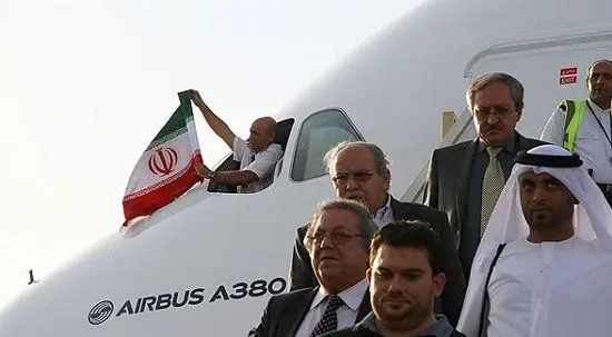 خلبانی که هواپیمای غول‌پیکر را به تهران آورد
