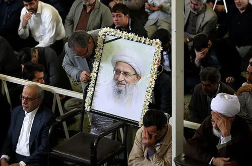(تصویر) صندلی خالی آیت‌الله‌ مهدوی‌کنی