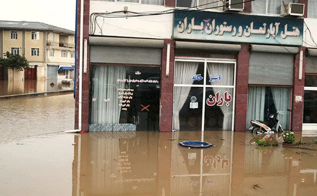 (تصاویر) آب‌گرفتگی 300خانه در گیلان