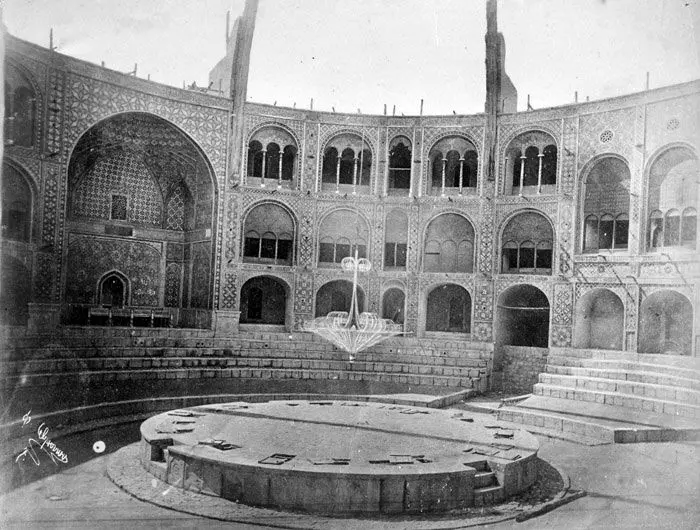 (تصاویر) عزاداری در عصر قاجار؛ از تعزیه تا قفل‌زدن بر بدن