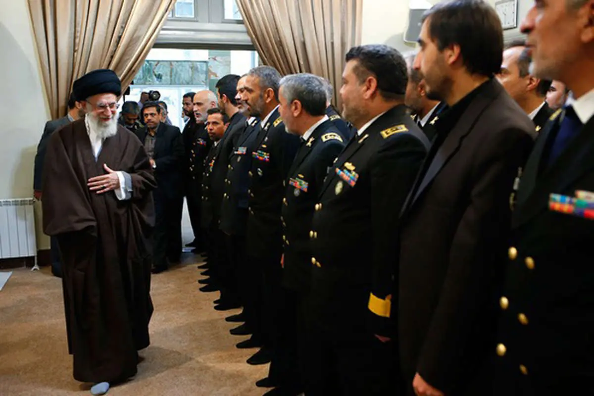 (تصاویر) دیدار فرماندهان نیروی دریایی ارتش با رهبرانقلاب