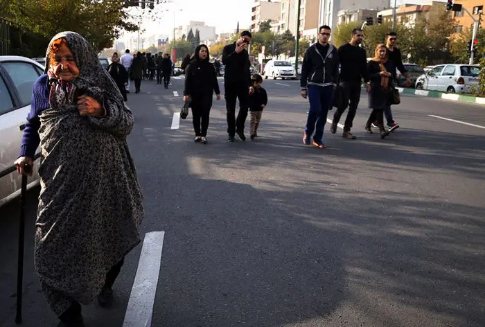 (تصاویر) تجمع هوادارن‌پاشایی مقابل بیمارستان