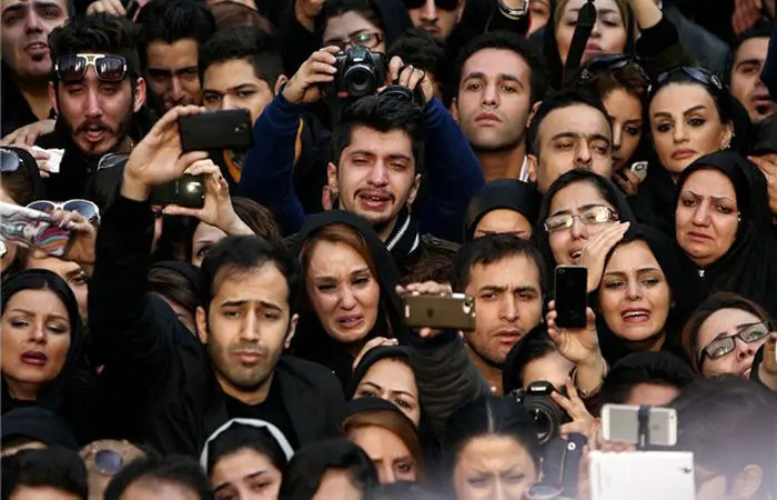 گریستن بر مرگ خویش