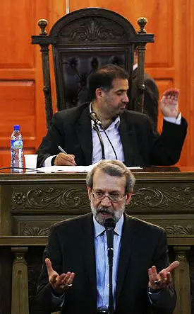 نمی‌توان برای حزب رهروان چشم‌انداز روشنی تصور کرد/ بیش از آقای لاریجانی اطرافیانش به دنبال تشکیل حزب هستند