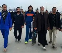 کرار جاسم پیاده از نجف به کربلا رفت
