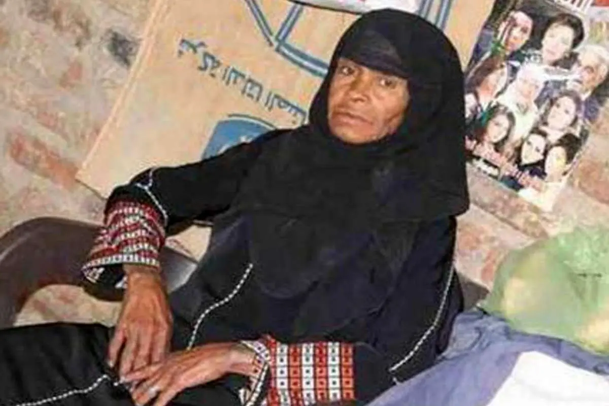 زنی که 43 سال لباس مردانه پوشید+ (تصاویر)