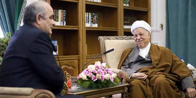 صمیمیت نمایندگان در مجلس، افتتاحیه جشنواره موسیقی، نمایشگاه یخی، اجرای نمایش در توکیو و ...