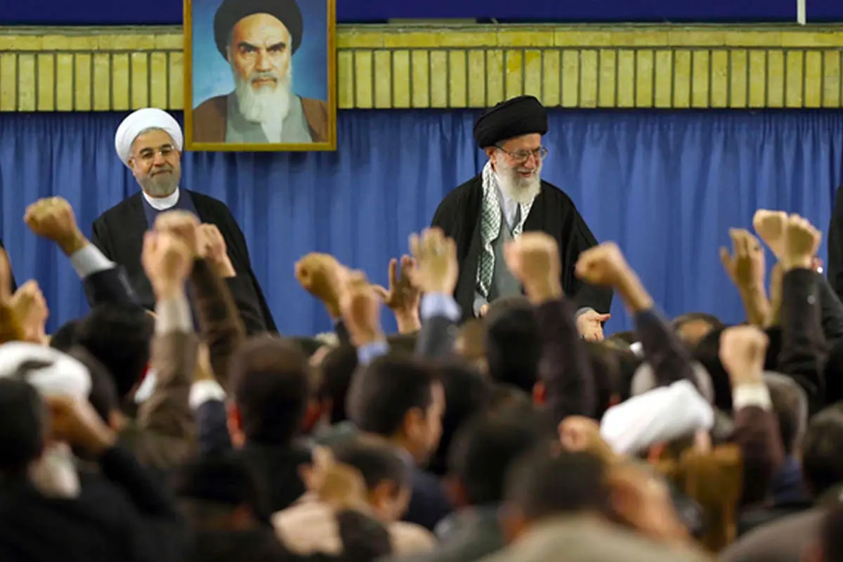بارش برف و حال و هوای برفبازی، مراسم عمامهگذاری طلاب، افتتاحیه جام ملتهای آسیا، تصادف اتوبوس و ...