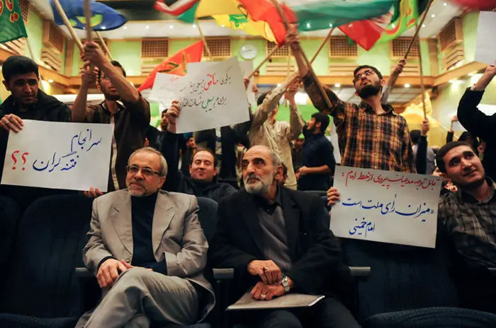 (تصاویر) جنجال حضورشریعتمداری در دانشگاه‌