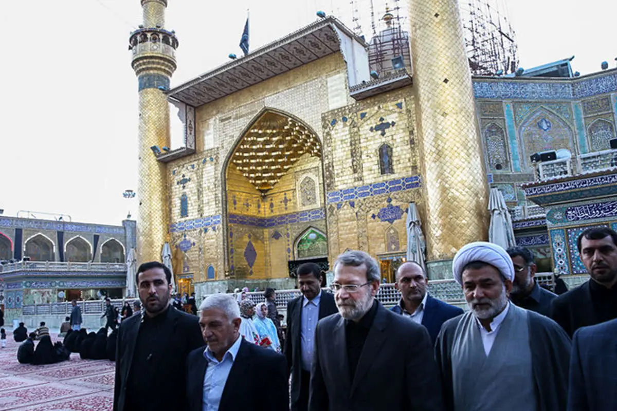 (تصاویر) لاریجانی در حرم امیرالمومنین(ع)