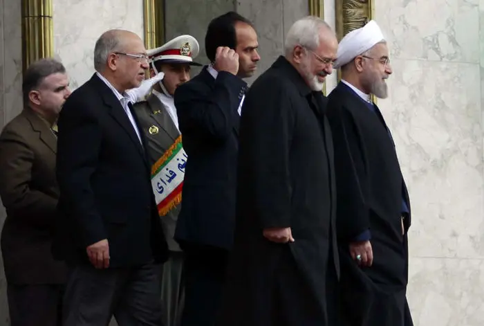 (تصاویر) استقبال رسمی روحانی از "مادورو"