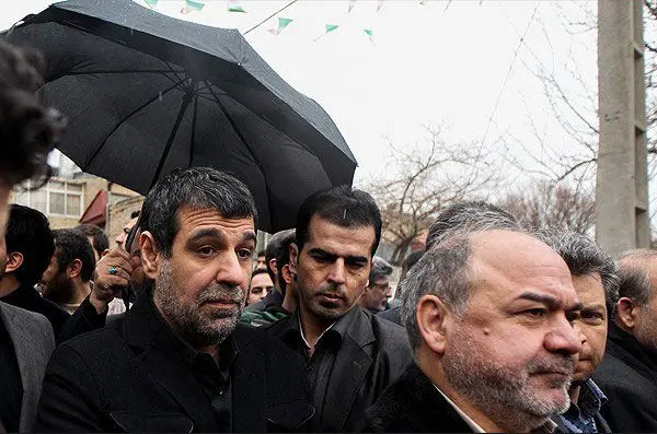 (تصاویر) برگزاری مراسم تشییع مادر احمدی‌نژاد