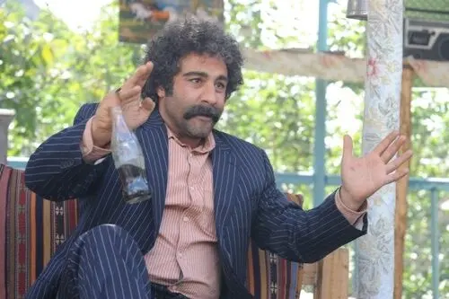 سیمرغ بر شانه چه کسی می‌نشیند؟