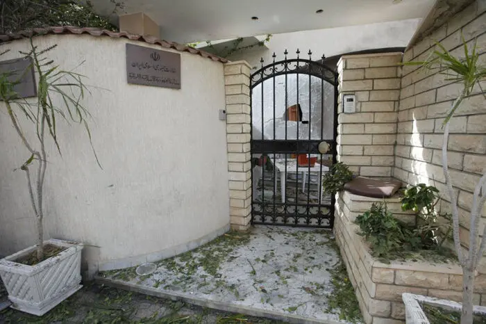 (تصاویر) خانه سفیر ایران در لیبی پس از انفجار