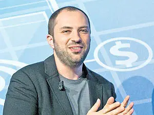 زندگی مدیرعامل واتس‌اپ چطور می‌گذرد؟