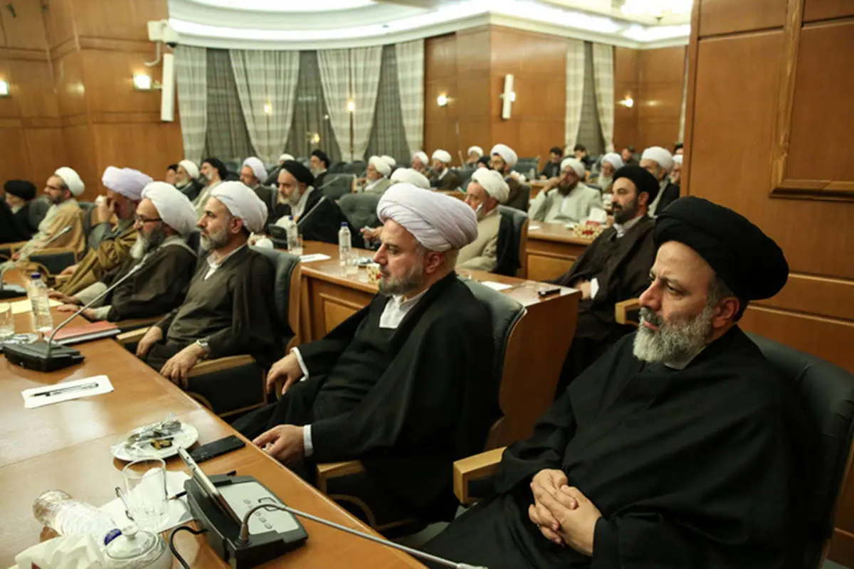 (تصاویر) نشست خبرگان با آیتالله یزدی