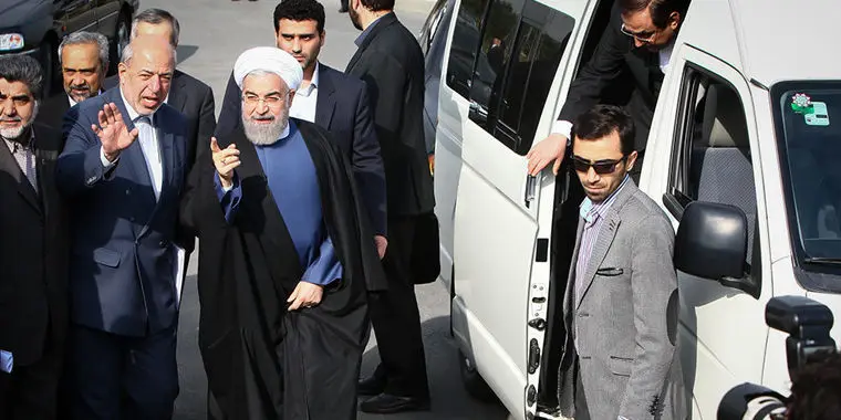 جشن سالانه تأتری‌ها، کاروان شادی برای کودکان سرطانی، اکران خصوصی رخ دیوانه، بازار...