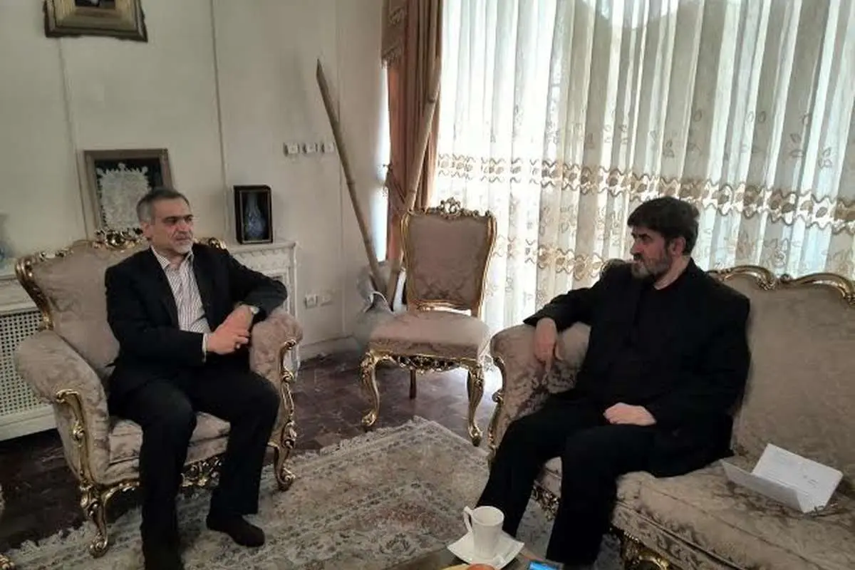 (تصویر) حسین فریدون به خانه علی مطهری رفت
