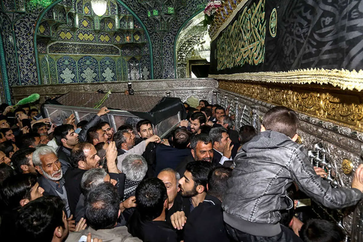 (تصاویر) مراسم تشییع همشیره رهبرانقلاب