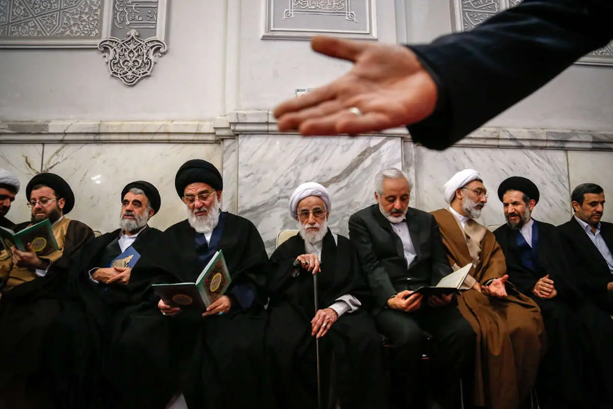 (تصاویر) مجلس ترحیم همسر آیت الله جنتی