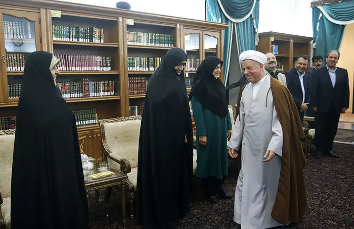 (تصاویر) دیدار نوروزی مقامات با هاشمی