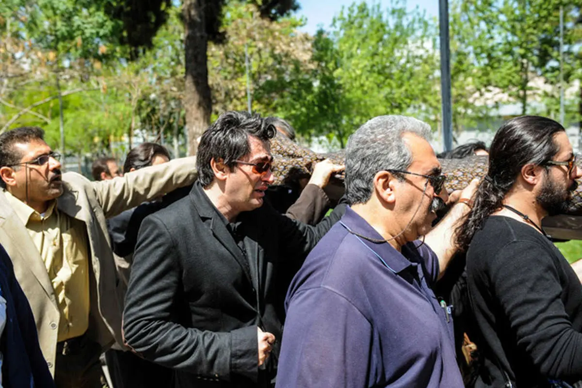 (تصاویر) تشییع خسرو فرخزادی
