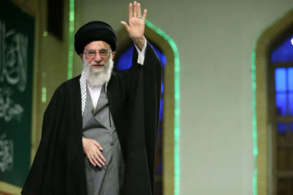 (تصاویر) دیدار جمعی از مداهان با رهبر نقلاب