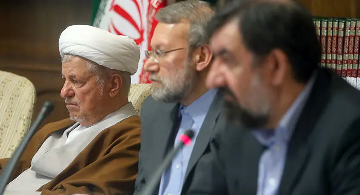اعتراض به سگ‌کشی در شیراز، تجمع اعتراضی دانش‌آموزان تهرانی، جشنواره ساخت مجسمه‌های...