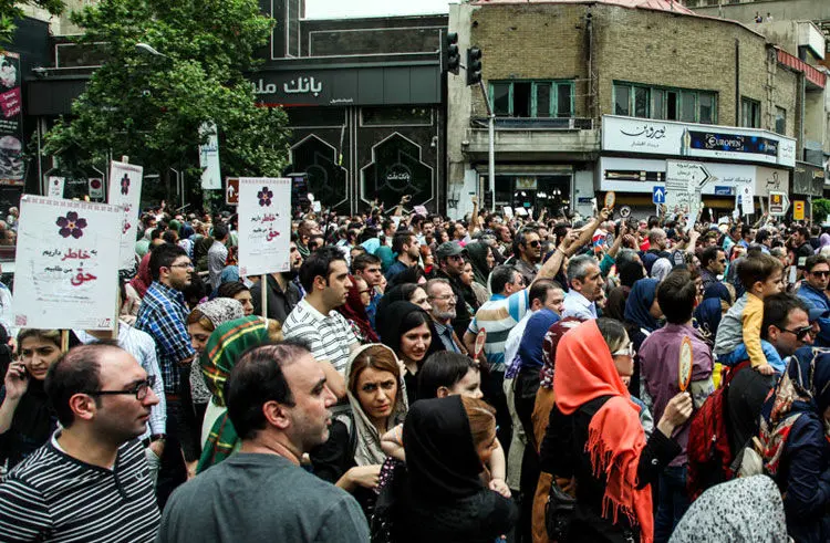 (تصاویر) تجمع ارامنه تهران مقابل سفارت ترکیه