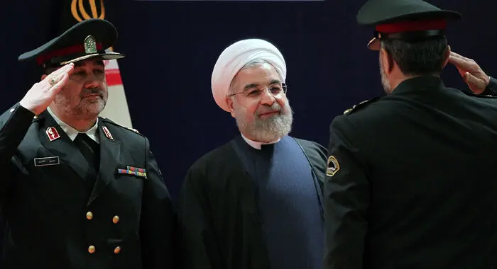 تجمع ارامنه در تهران، تشییع استاد روزنامه‌نگاری، آتش‌سوزی در پاساژ، ریزش ساختمان،...
