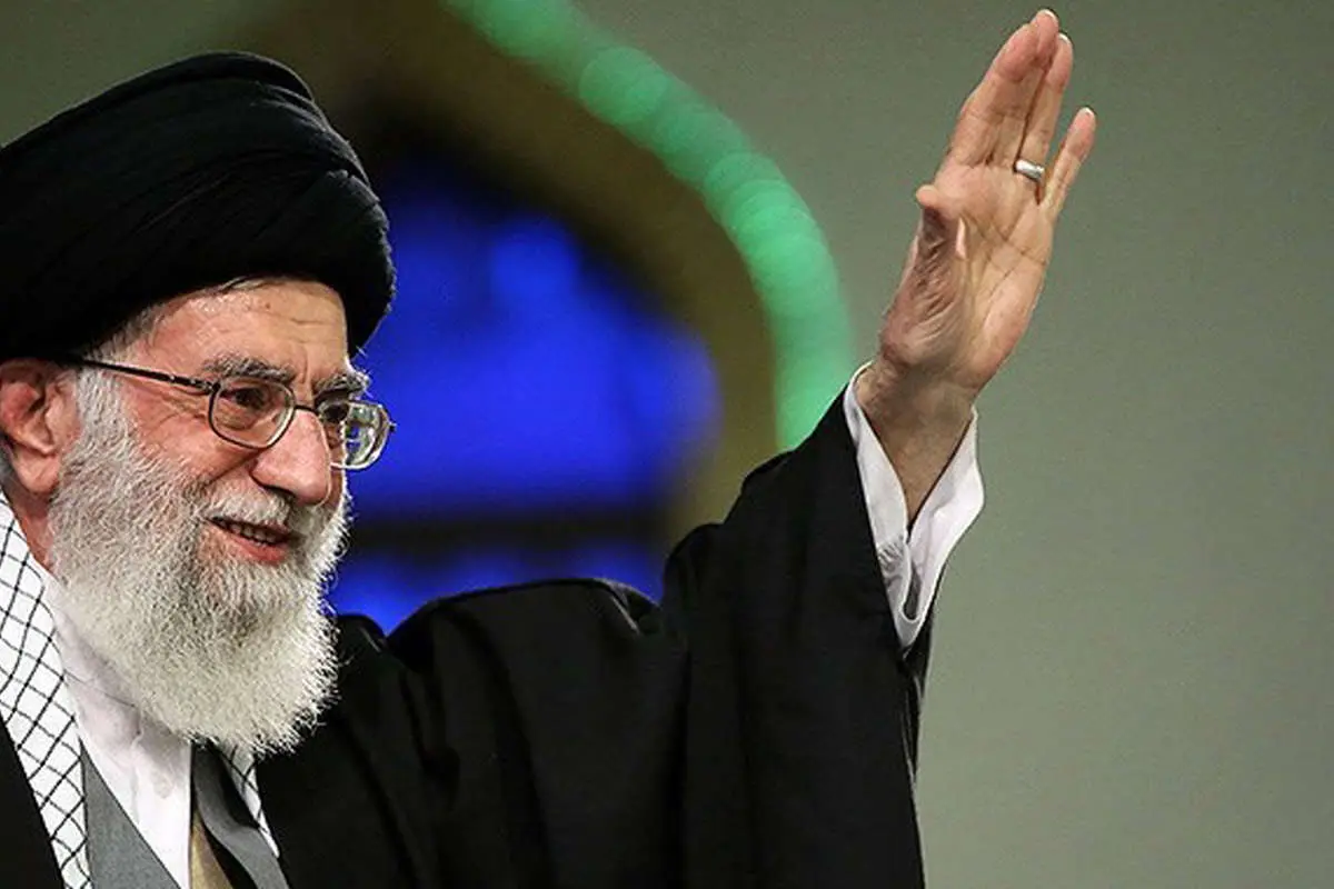 دیدار مداحان اهل بیت با مقام معظم رهبری، مراسم ختم همسر آیتالله خاتمی، وضعیت زندگی...