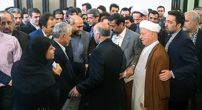 تجمع دانشجویان مقابل سفارت عربستان، راه فرار از طرح زوج و فرد، طغیان رودخانه، تمرین تأتر، پشت پرده تنیس و ...