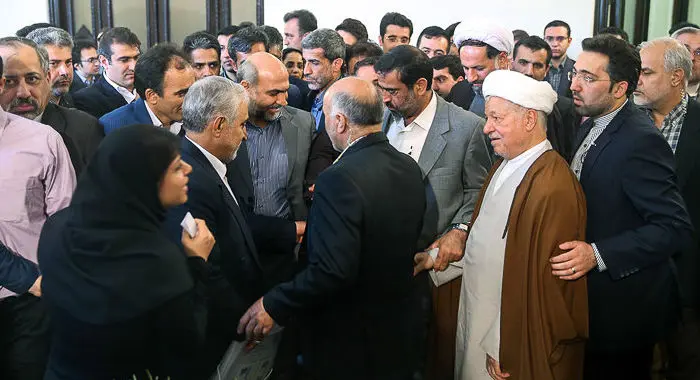 تجمع دانشجویان مقابل سفارت عربستان، راه فرار از طرح زوج و فرد، طغیان رودخانه، تمرین تأتر، پشت پرده تنیس و ...