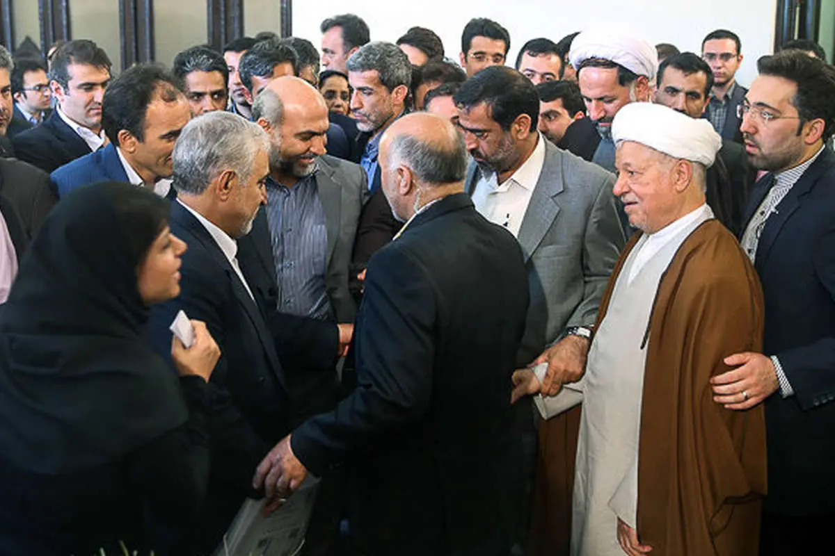 تجمع دانشجویان مقابل سفارت عربستان، راه فرار از طرح زوج و فرد، طغیان رودخانه، تمرین تأتر، پشت پرده تنیس و ...