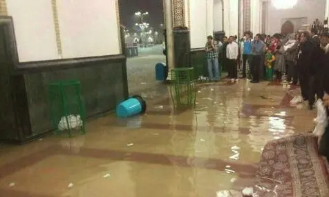 (تصویر) آبگرفتگی در حرم امام رضا