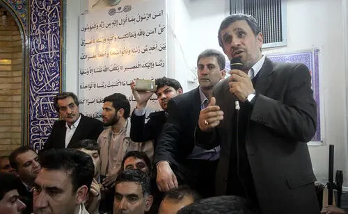 "احمدی نژاد" از کجا پول می آورد؟