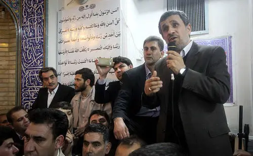 "احمدی نژاد" از کجا پول می آورد؟