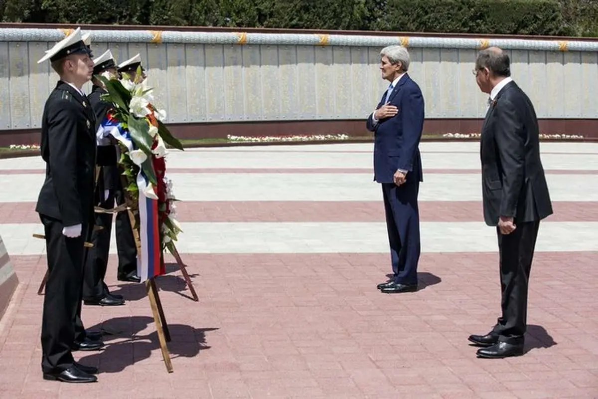 جلوگیری از فروش اس-۳۰۰ به تهران/ افزایش اتحاد در مذاکره با ایران