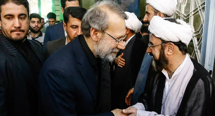حاشیه‌های شهرآورد تهران، شادی مردم اصفهان، خسارت‌های بعد از فوتبال، جشن قهرمانی، نمایشگاه کتاب تهران و ...